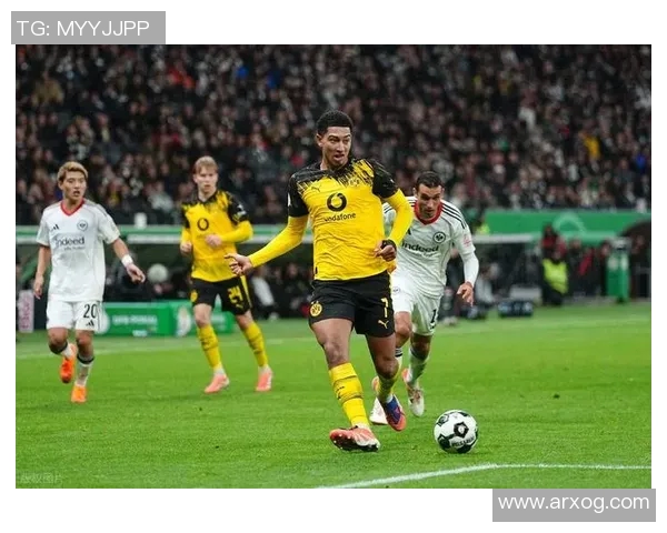 西班牙人降级，德甲劲旅多特蒙德锁定西甲明星球员